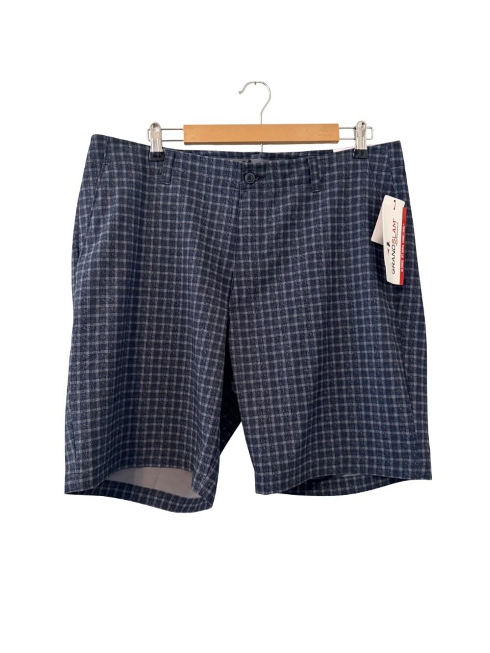 Grand Slam Mens Gray Plaid Performance Stretch Shorts Size 38 men shorts. NWT
